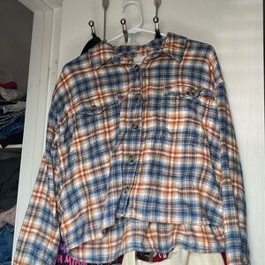American Eagle Blue & Brown Cropped Flannel